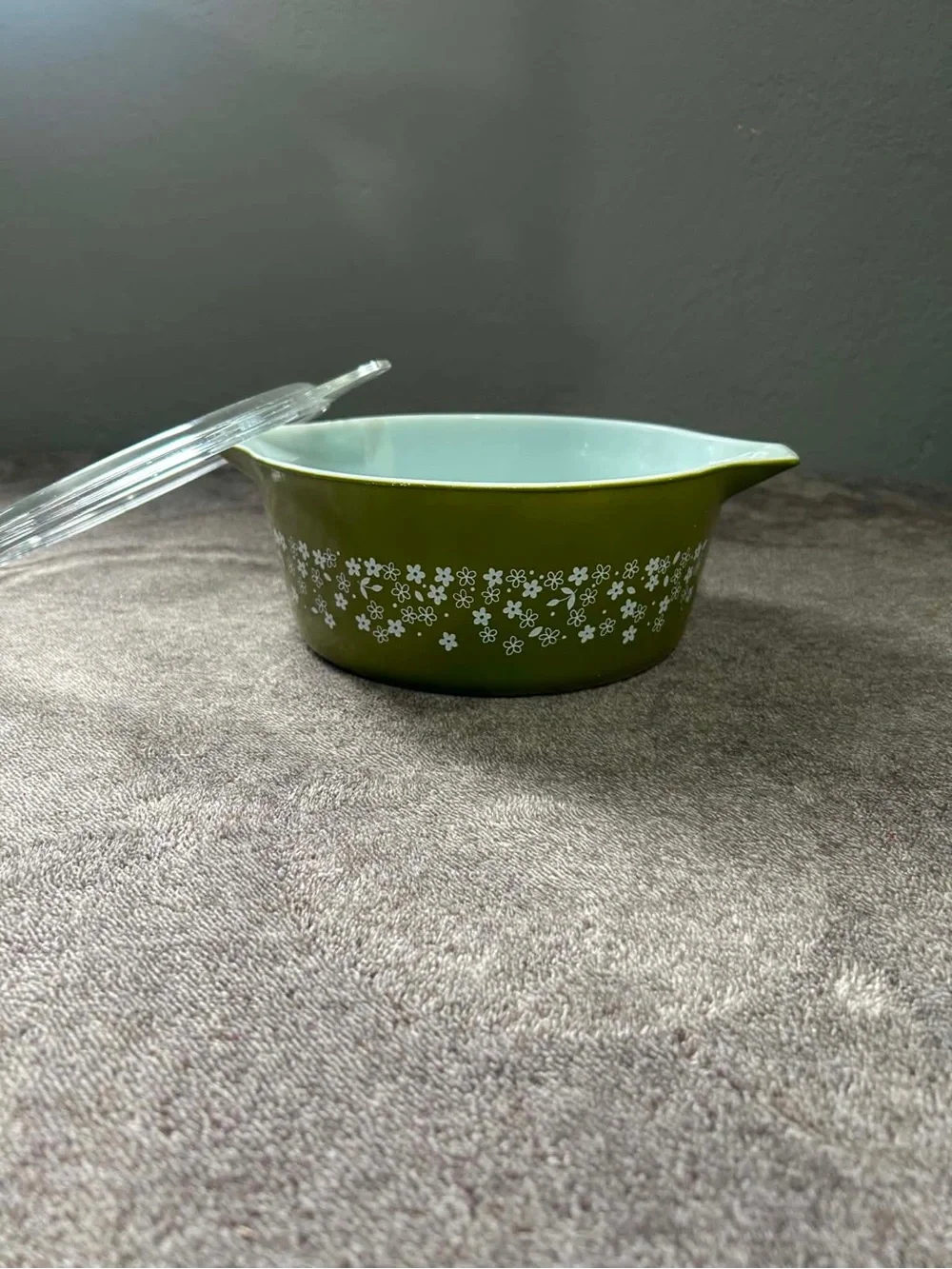 Pyrex 2.5 Quart Casserole Dish Spring Blossom Green Floral Glass Lid Crazy Daisy